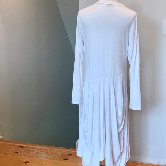 Kontrast white zippered long top. - Picture 2 of 7